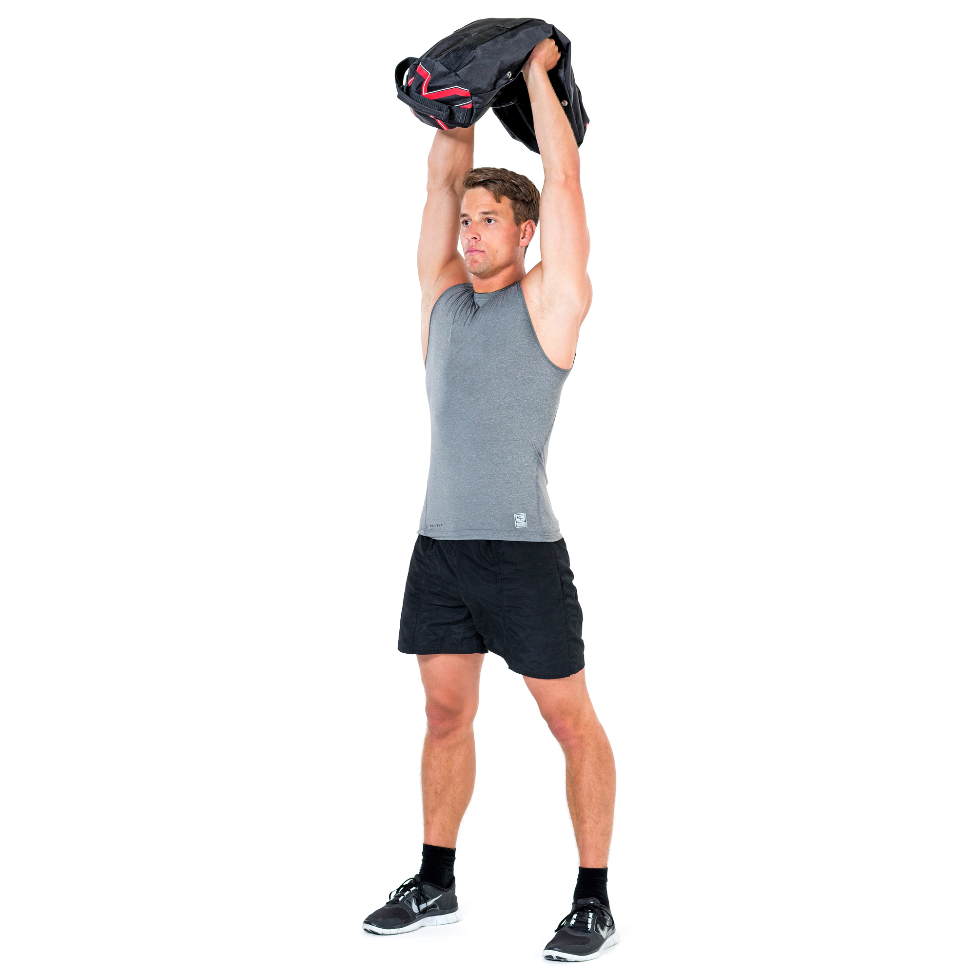 sandbag-training-beine-ausfallschritt-overhead-01